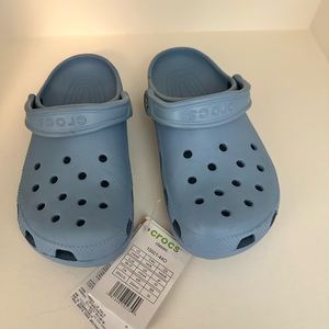 NWT Crocs